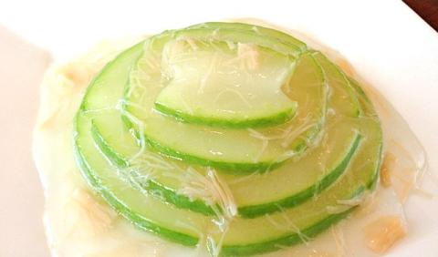 冬瓜と干し貝柱の　　　　とろみあんかけ