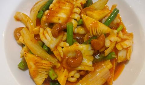紋甲いかの辛味炒め